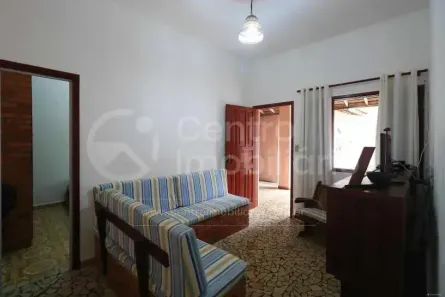 Casa com 2 Quartos à venda, 120m² no Centro, Peruíbe