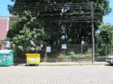 Lote/Terreno à venda, 750m² no Madureira, Caxias do Sul