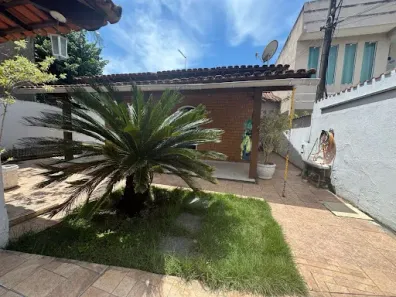 Casa com 3 Quartos à venda, 200m² no Parque Aeroporto, Macaé