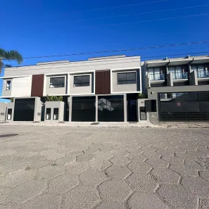 Casa com 2 Quartos à venda, 82m² no Canto Grande, Bombinhas