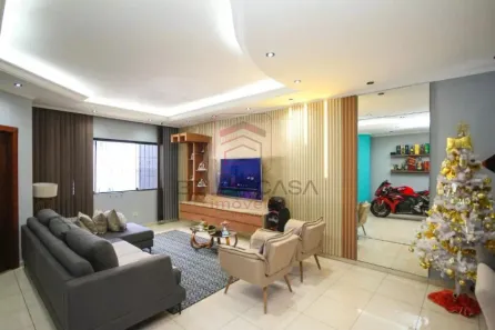 Sobrado com 4 Quartos à venda, 230m² no Vila Paulo Silas, São Paulo
