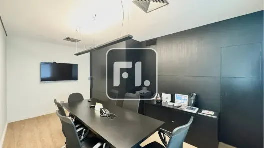 Sala Comercial à venda, 130m² no Consolação, São Paulo