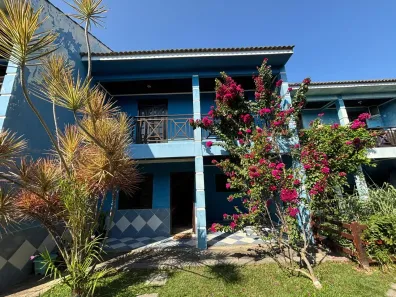 Casa de Condomínio com 2 Quartos para alugar, 70m² no Itaúna, Saquarema