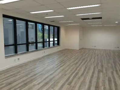 Ponto Comercial para alugar, 88m² no Vila Olímpia, São Paulo
