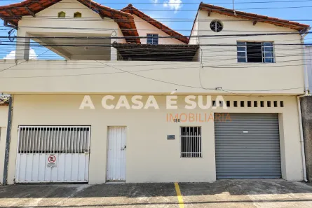 Casa com 2 Quartos para alugar, 80m² no Santa Cruz Industrial, Contagem