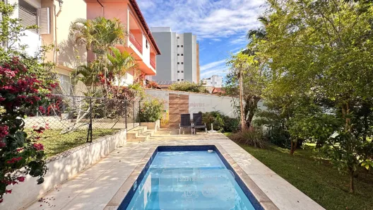 Casa com 3 Quartos à venda, 174m² no Teixeiras, Juiz de Fora