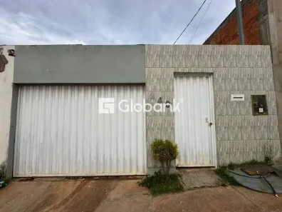 Casa com 2 Quartos para alugar, 65m² no Residencial Portal dos Ipês, Montes Claros