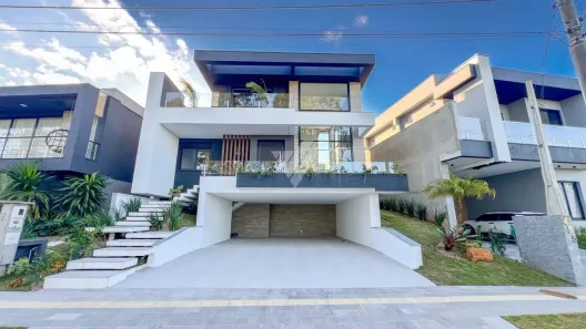 Casa de Condomínio com 3 Quartos à venda, 340m² no Centro, Gravataí