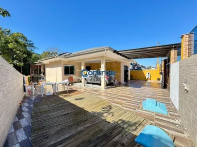 Casa com 3 Quartos à venda, 127m² no Potecas, São José