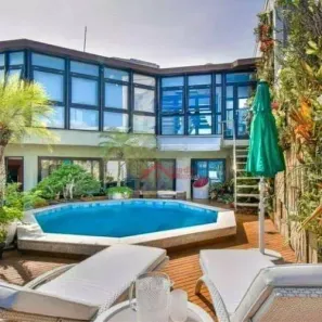 Cobertura com 4 Quartos à venda, 700m² no Icaraí, Niterói