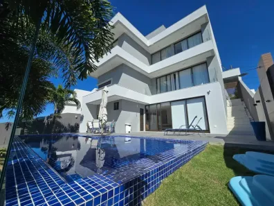 Casa de Condomínio com 5 Quartos à venda, 303m² no Alphaville (Abrantes), Camaçari
