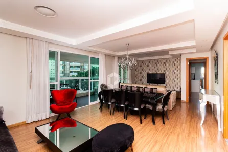Apartamento com 3 Quartos para alugar, 126m² no Campo Comprido, Curitiba