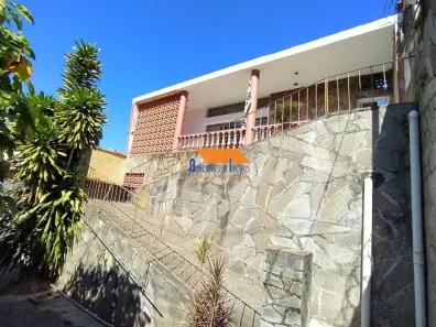 Casa com 3 Quartos à venda, 250m² no Nova Cachoeirinha, Belo Horizonte