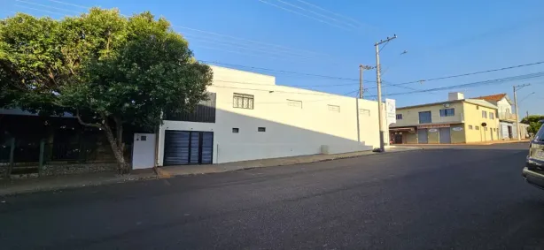 Galpão/Depósito/Armazém com 1 Quarto à venda, 352m² no Centro, Buritizal