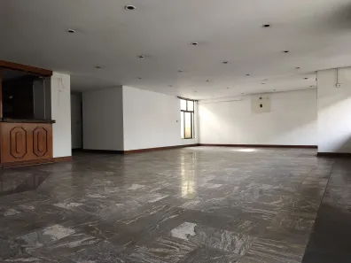 Galpão/Depósito/Armazém com 1 Quarto para alugar, 200m² no Bela Vista, São Paulo