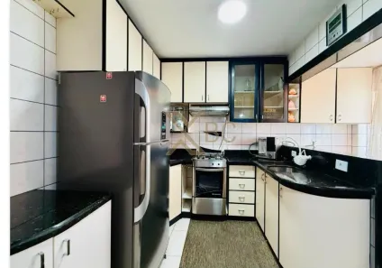 Apartamento com 2 Quartos à venda, 70m² no Centro, Balneário Camboriú