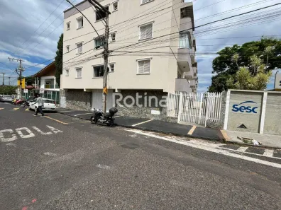 Apartamento com 3 Quartos para alugar, 70m² no Nossa Senhora Aparecida, Uberlândia