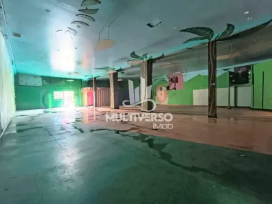 Sala Comercial para alugar, 740m² no Vila Mathias, Santos