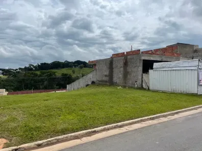 Lote/Terreno à venda, 300m² no Jardins Barcelona, Senador Canedo