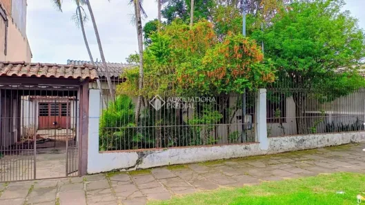 Casa com 3 Quartos à venda, 220m² no Cristal, Porto Alegre