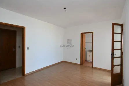 Apartamento com 2 Quartos para alugar, 58m² no Centro, Pelotas