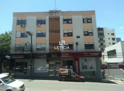 Sala Comercial à venda, 32m² no Centro, Santa Maria