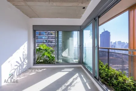 Apartamento com 4 Quartos à venda, 197m² no Jardim das Acácias, São Paulo