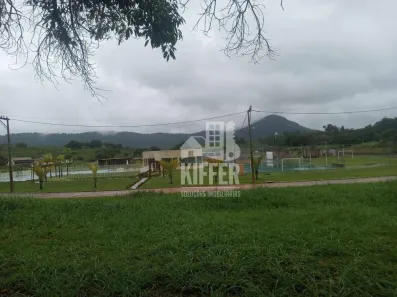 Lote/Terreno à venda, 240m² no Ubatiba, Maricá