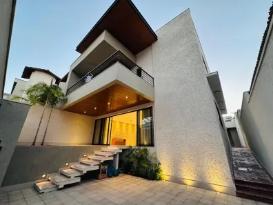 Casa com 3 Quartos à venda, 280m² no Ilha dos Araújos, Governador Valadares