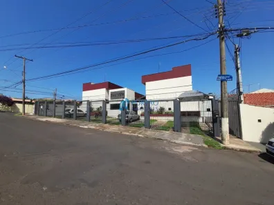 Casa de Condomínio com 2 Quartos à venda, 77m² no Núcleo Residencial Presidente Geisel, Bauru