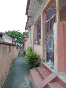 Casa com 2 Quartos para alugar, 65m² no Ramos, Rio de Janeiro
