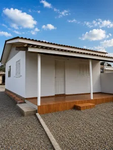 Casa com 2 Quartos para venda ou aluguel, 180m² no Mathias Velho, Canoas