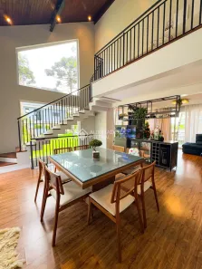 Casa de Condomínio com 3 Quartos à venda, 250m² no Centro, Canela