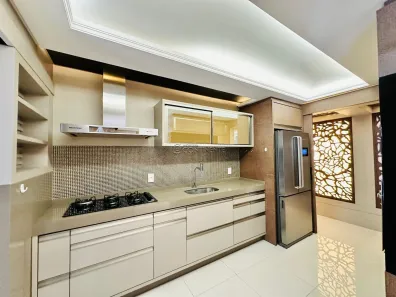 Apartamento com 3 Quartos à venda, 114m² no Balneário, Florianópolis