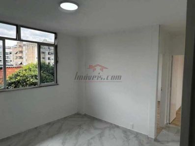 Apartamento com 2 Quartos à venda, 46m² no Taquara, Rio de Janeiro