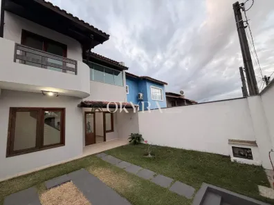 Casa com 3 Quartos para alugar, 150m² no São Marcos, Macaé