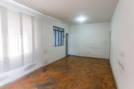 Casa com 7 Quartos à venda, 290m² no Floresta, Belo Horizonte