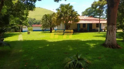 Fazenda/Sítio com 6 Quartos à venda, 10m² no Chácara Ipês, Caçapava