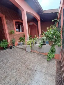 Casa com 3 Quartos à venda, 200m² no Vila Prado, São Carlos