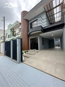 Sobrado com 3 Quartos à venda, 135m² no Centro, Balneário Camboriú