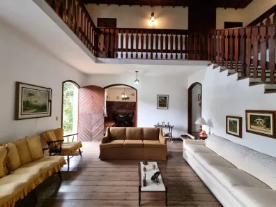Casa com 4 Quartos à venda, 176m² no Braunes, Nova Friburgo