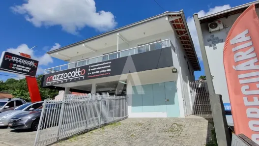 Apartamento com 1 Quarto para alugar, 45m² no Petrópolis, Joinville