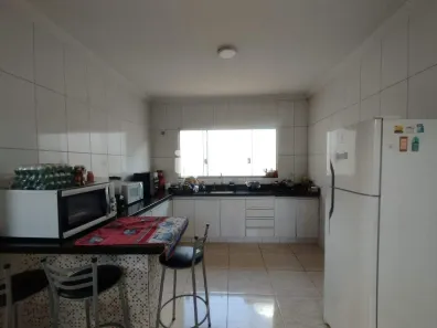Casa com 3 Quartos à venda, 233m² no Santa Terezinha, Piracicaba