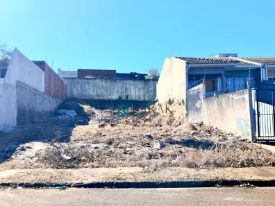 Lote/Terreno à venda, 302m² no Parque Tarumã, Maringá