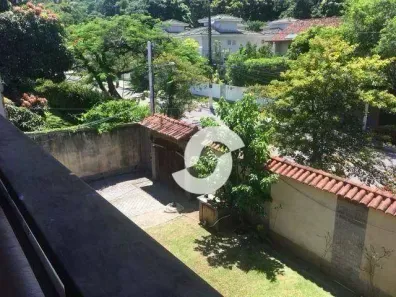 Casa com 8 Quartos à venda, 804m² no Itaipu, Niterói