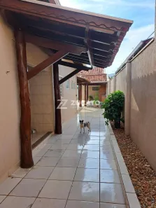 Casa com 3 Quartos à venda, 268m² no Jardim Amélia, Uberaba