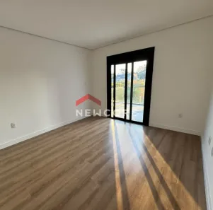 Sobrado com 3 Quartos à venda, 136m² no São Virgílio, Caxias do Sul