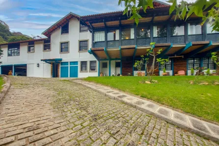 Casa com 10 Quartos à venda, 670m² no Albuquerque, Teresópolis