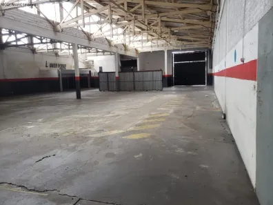 Galpão/Depósito/Armazém à venda, 700m² no Centro, Mogi das Cruzes