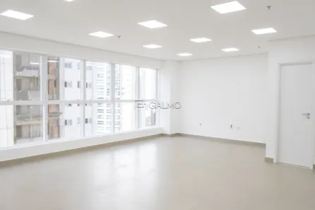 Sala Comercial para alugar, 68m² no Gleba Fazenda Palhano, Londrina